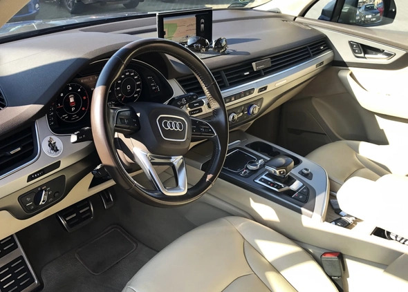 Audi Q7 cena 163900 przebieg: 167500, rok produkcji 2016 z Poznań małe 562